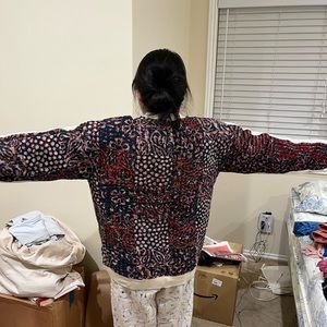 NWT KARU men’s sweatshirt